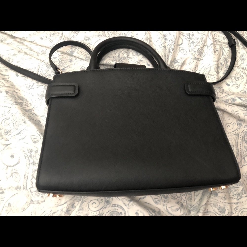 Michael Kors Karla Small East West - Picture 3 of 4